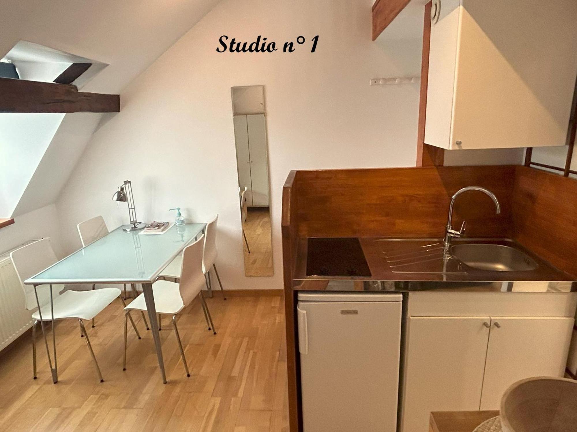 Studiolille - Rue D'anvers Apartment *